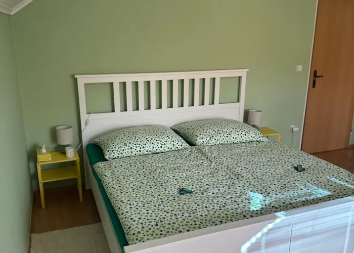 Lejlighed V Rodinnom Dome *